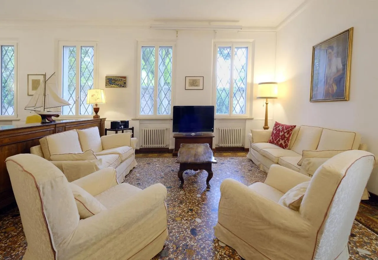 Apartment Certosa Di Ferrara Wonderful Villa X12!