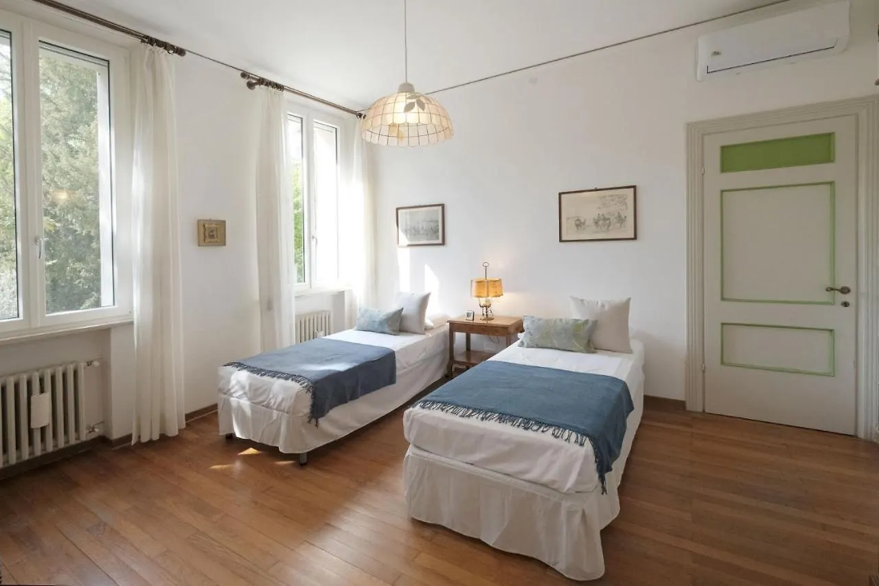 Certosa Di Ferrara Wonderful Villa X12! Apartment